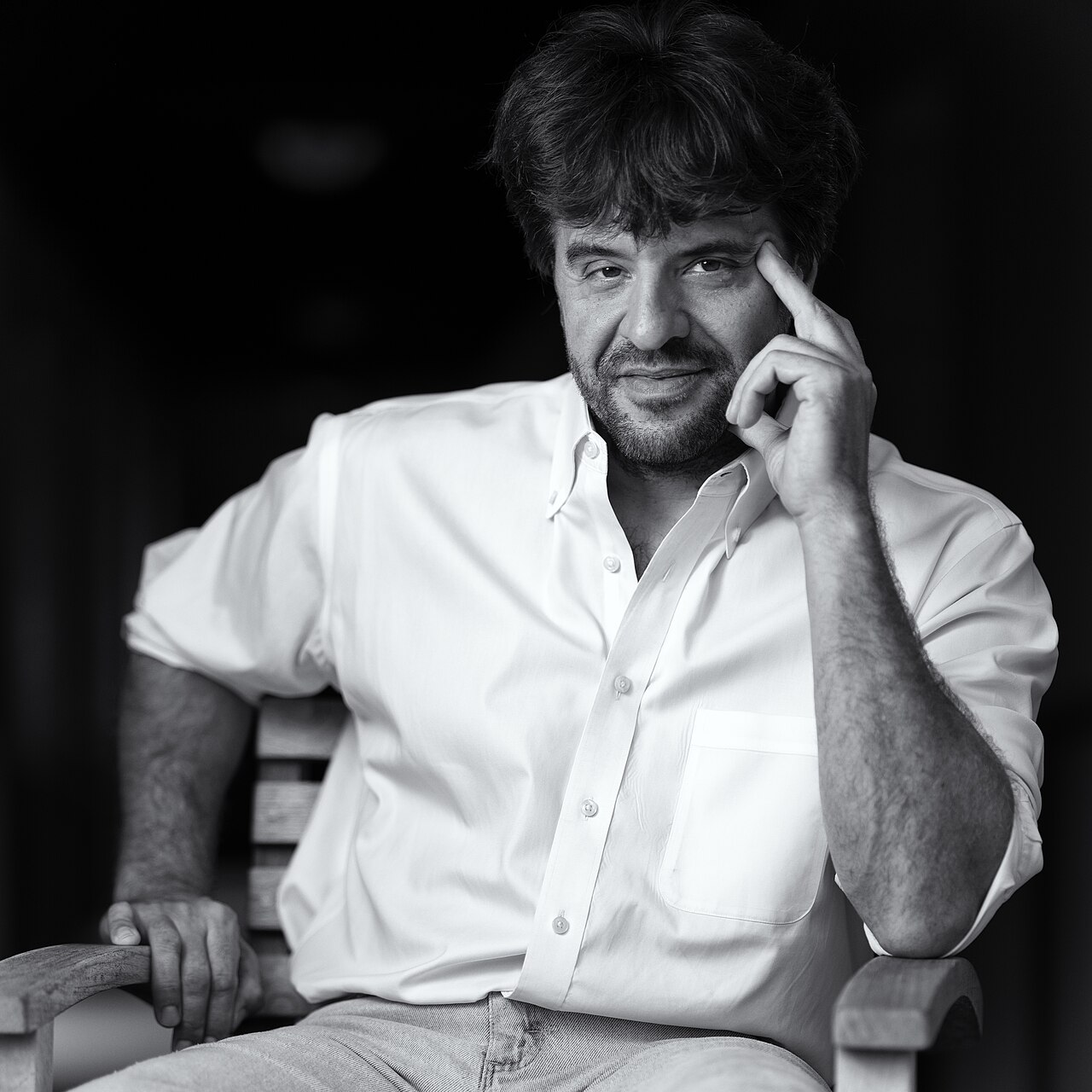 Otro retrato de Karl Deisseroth, fotografiado el 20 de septiembre de 2022. El tamaño de la imagen se ajustó para esta galería.